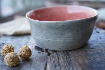 handgetöpferte rosa achatgraue Keramik Bowl